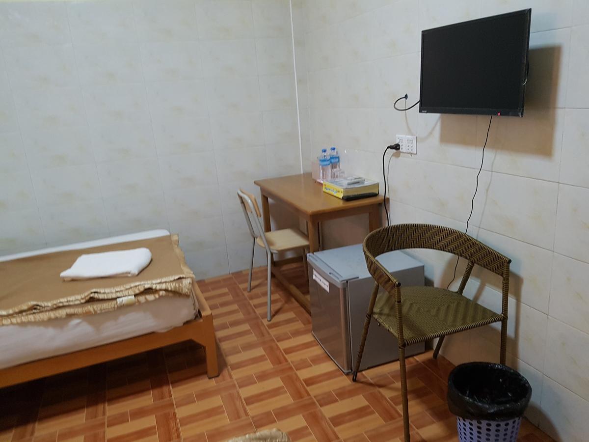 Shwe Eain Si Guest House - Burmese Only ミェイク エクステリア 写真